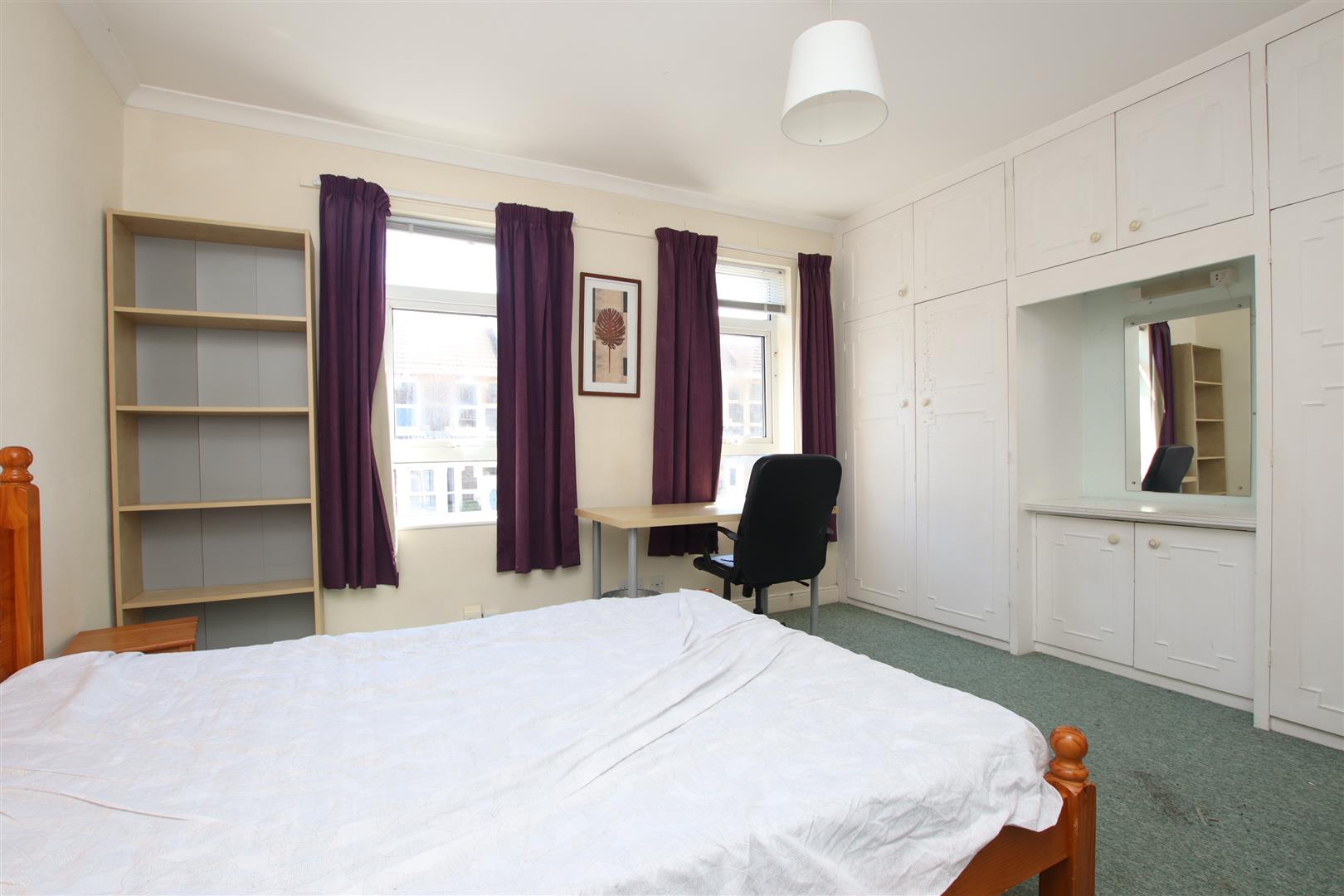 Coronation Avenue, Bath, BA2